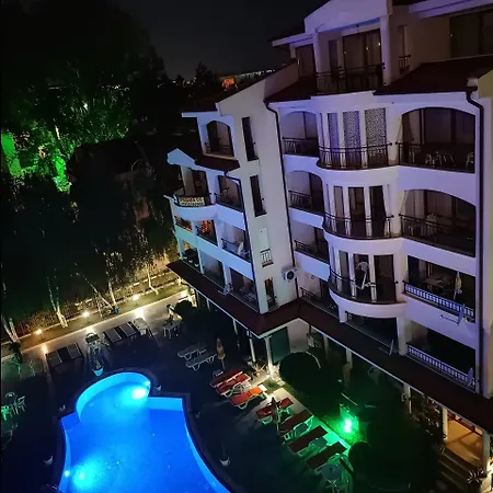 Aura Blu ساني بيتش