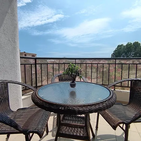 Aura Blu 아파트 써니비치